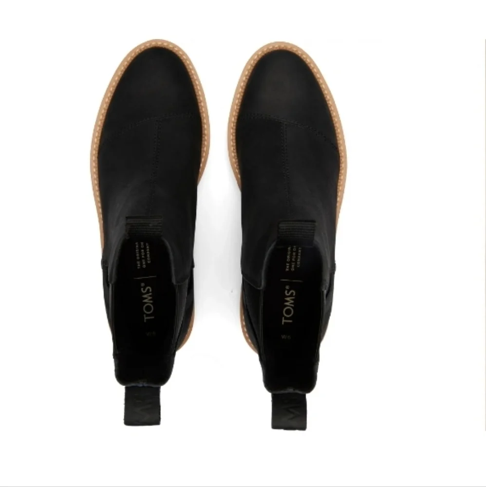 TOMS Dakota Water Resistant Black Leather Chelsea Boot - Picture 5 of 11